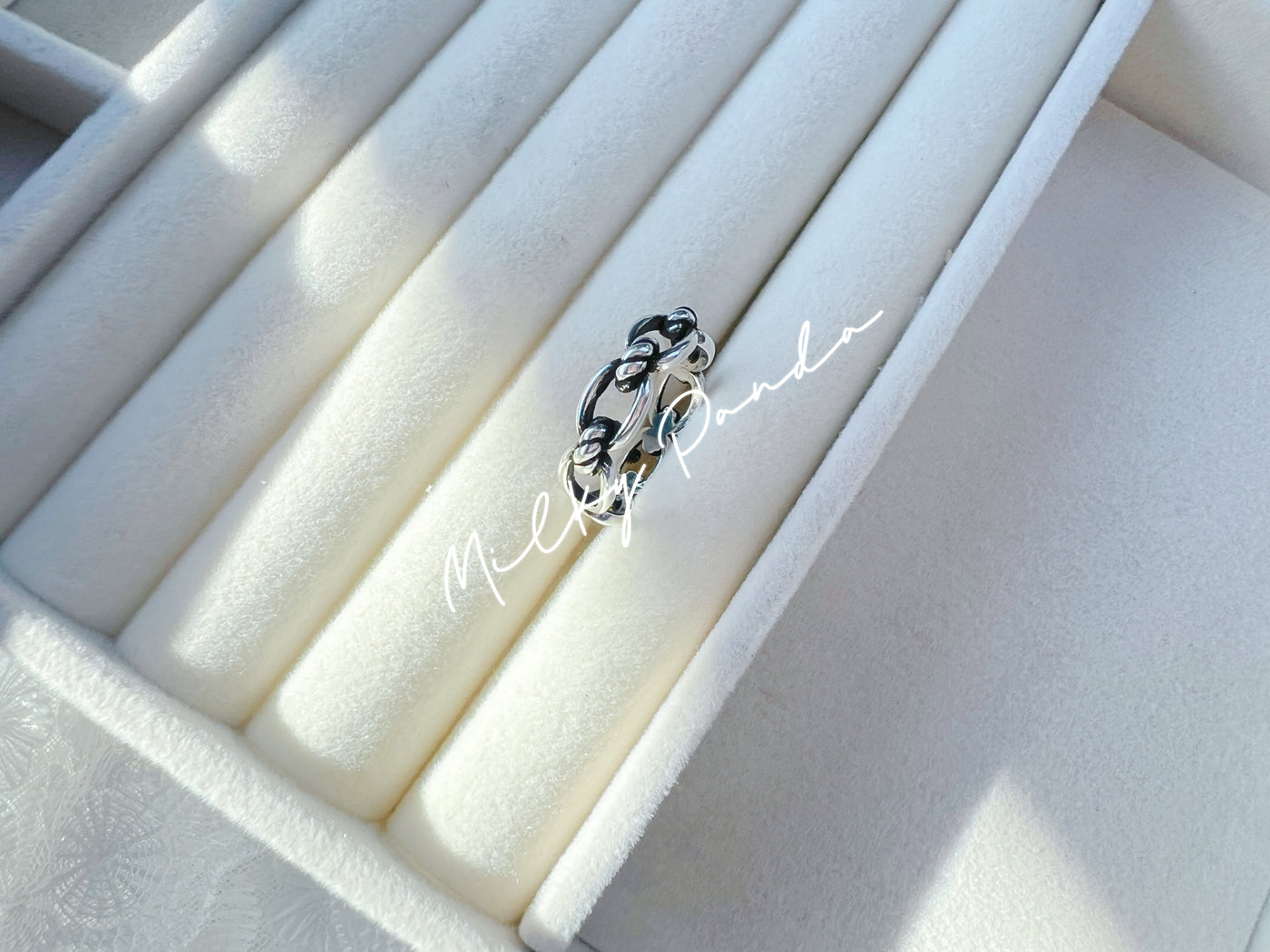 Knot Ring