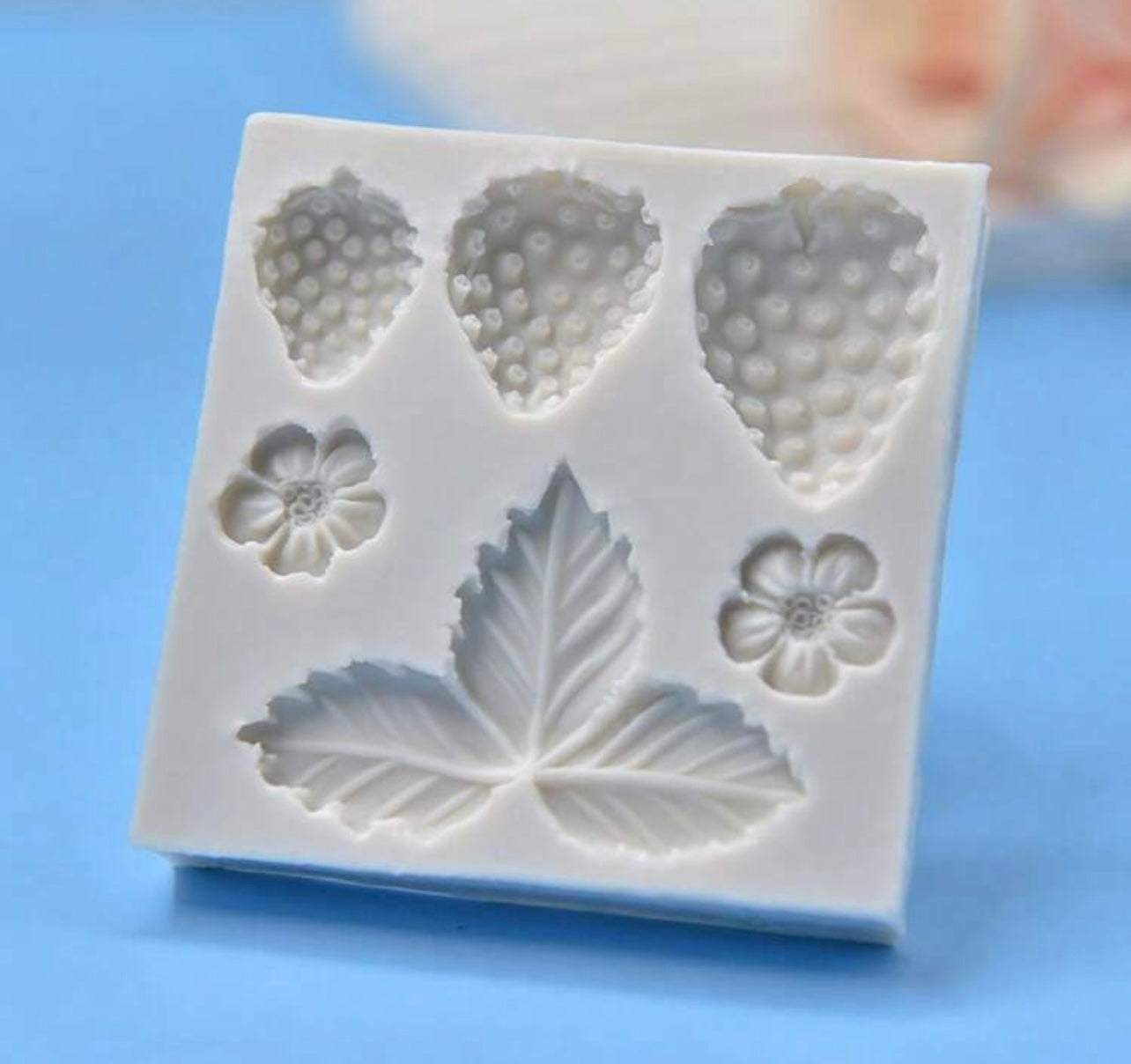 Strawberry & Leaves Fondant Mould