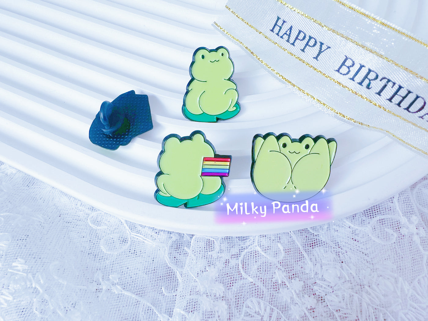 4 Pcs Cute Frog Pins