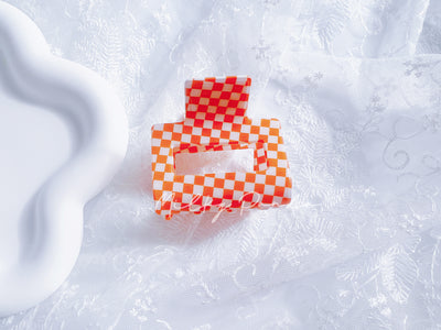 Retro hair claw