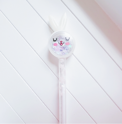 Bunny shimmering flakes pen