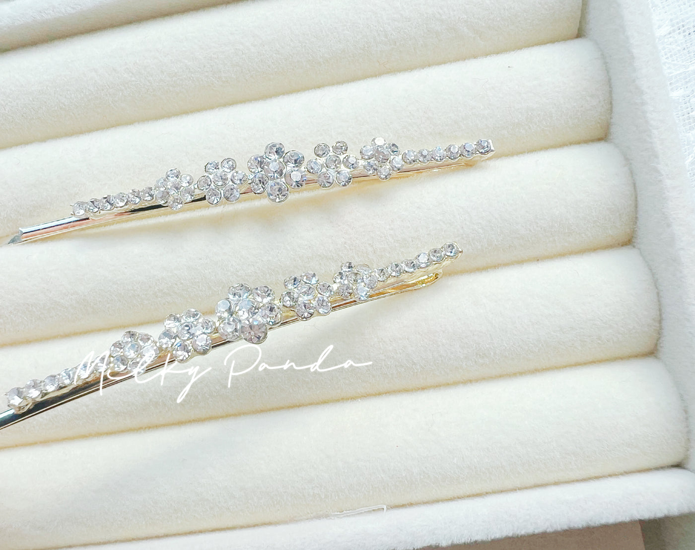 2 PCs Rhinestone Flower Hair Clips