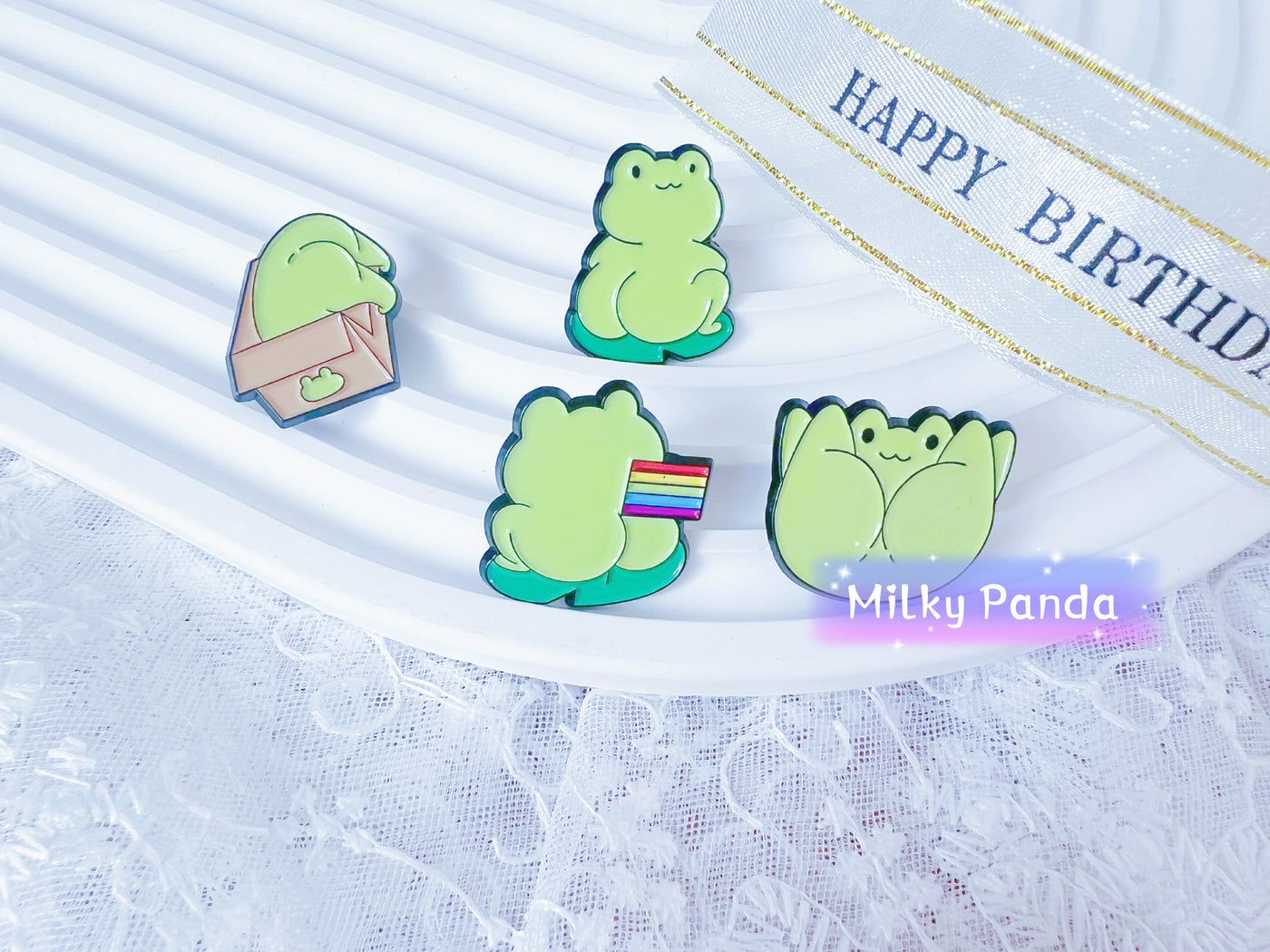 4 Pcs Cute Frog Pins