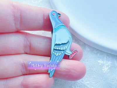 Pigeon Pin
