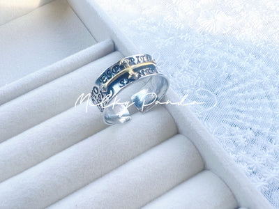 Retro Cross Ring