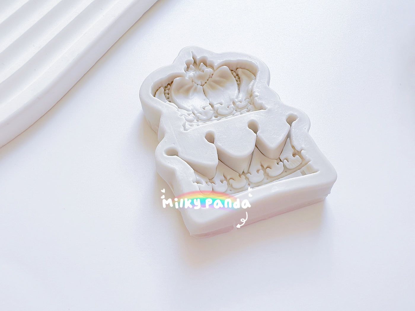 Crown fondant mould