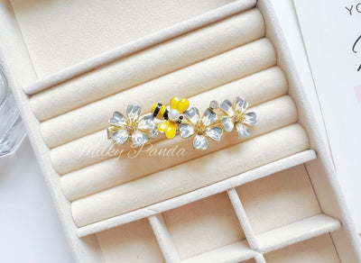 Flower & Bee Hair Clip