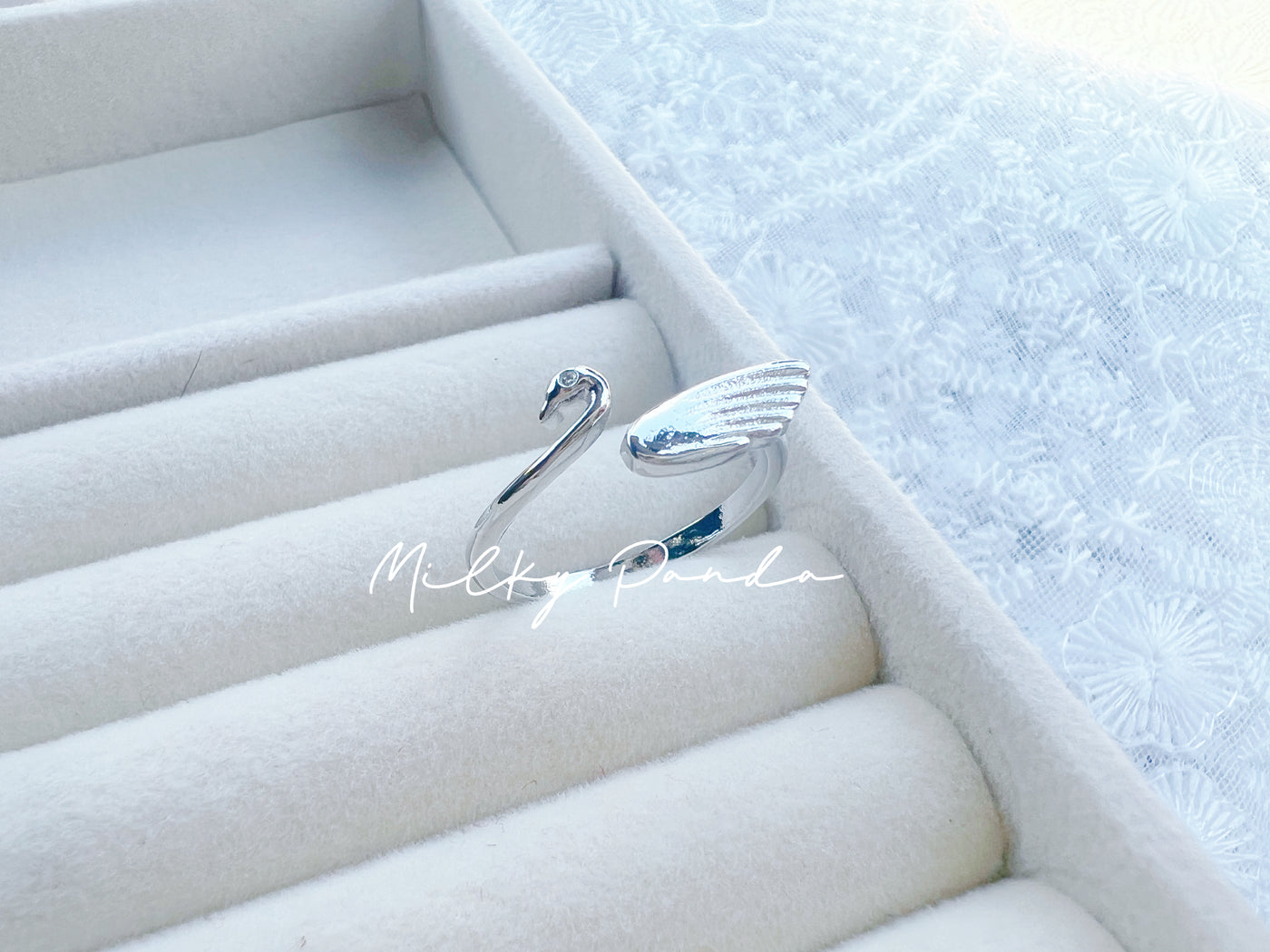 Swan Ring