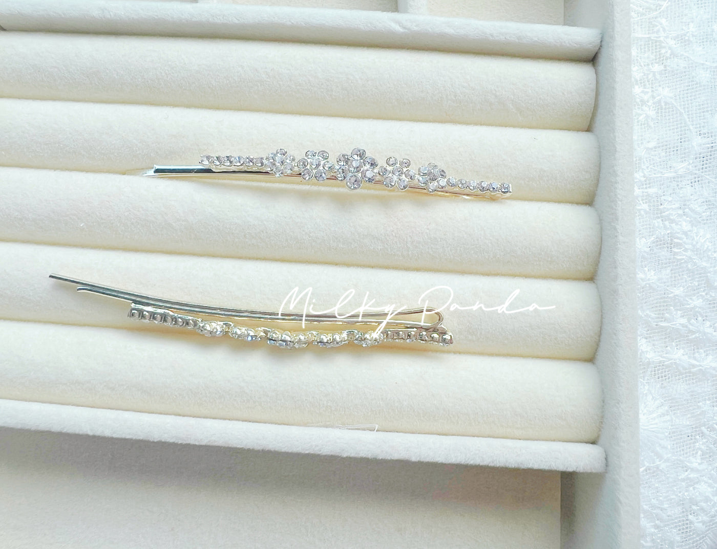 2 PCs Rhinestone Flower Hair Clips