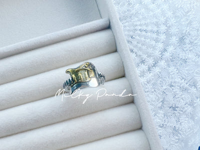 Guitar Ring