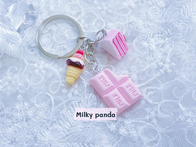 Cute Cake Keyring