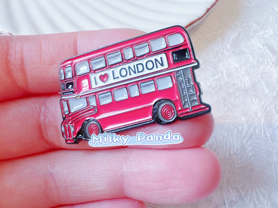 London Bus Pin