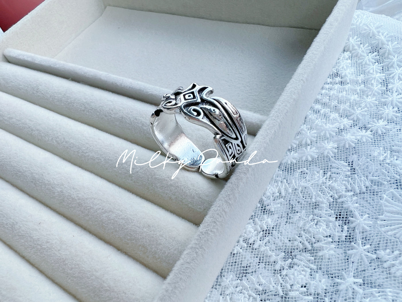 Retro Ring