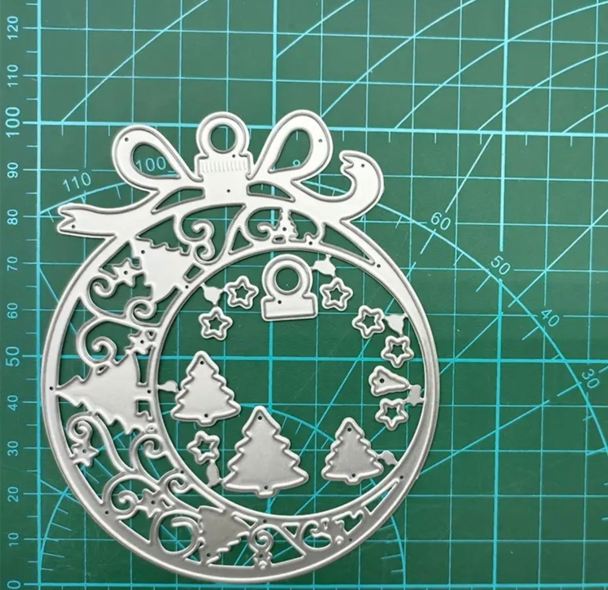 Christmas Bauble Cutting Die