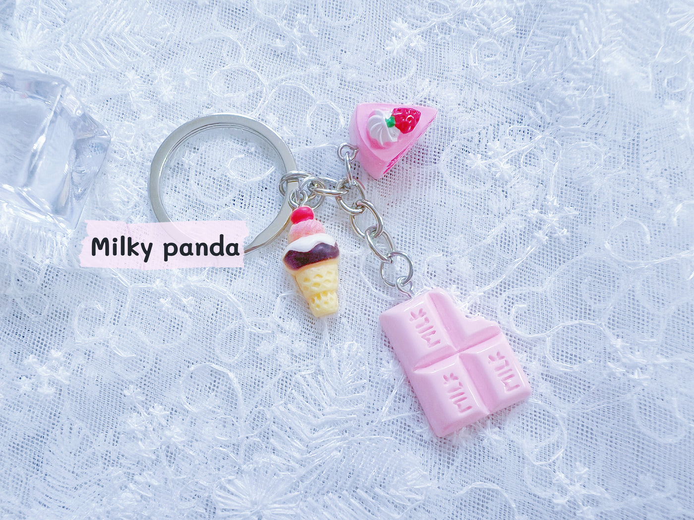 Cute Cake Keyring