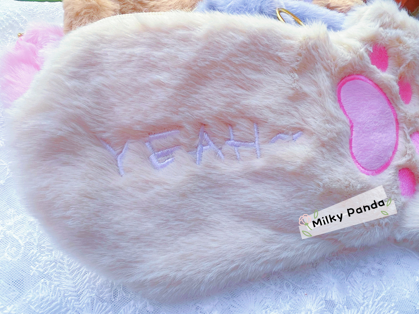 Paw Fluffy Pen Case