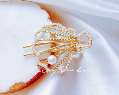 Shell Pearl Hair Clip