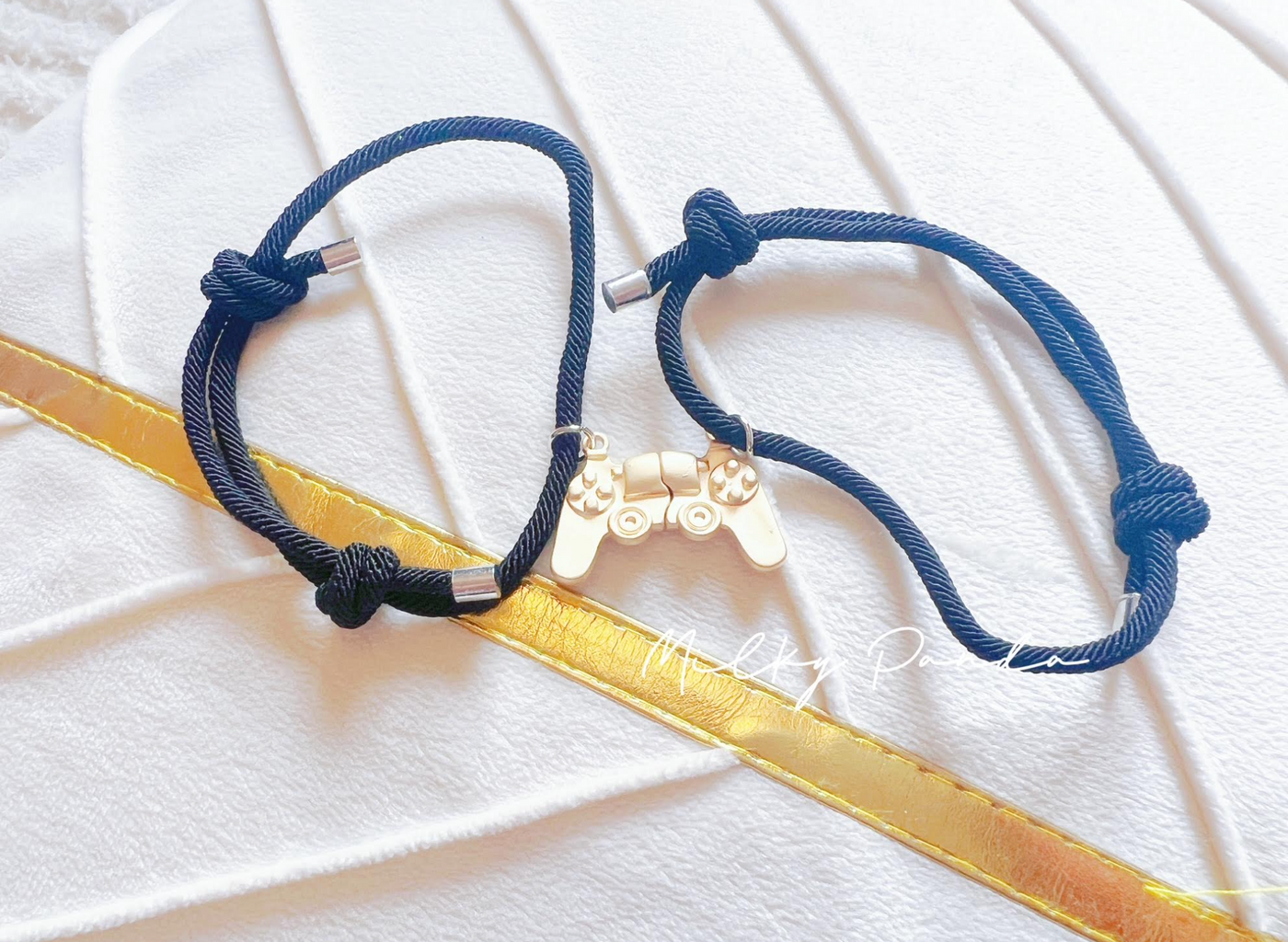 Friendship Bracelets, Game Controller