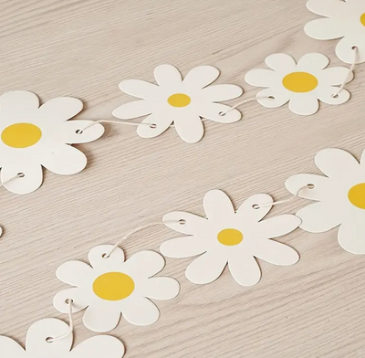 Daisy Banner