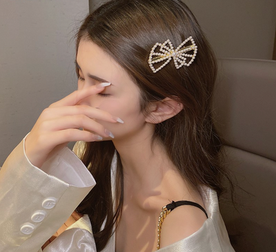 Bow Pearl Hair Clip