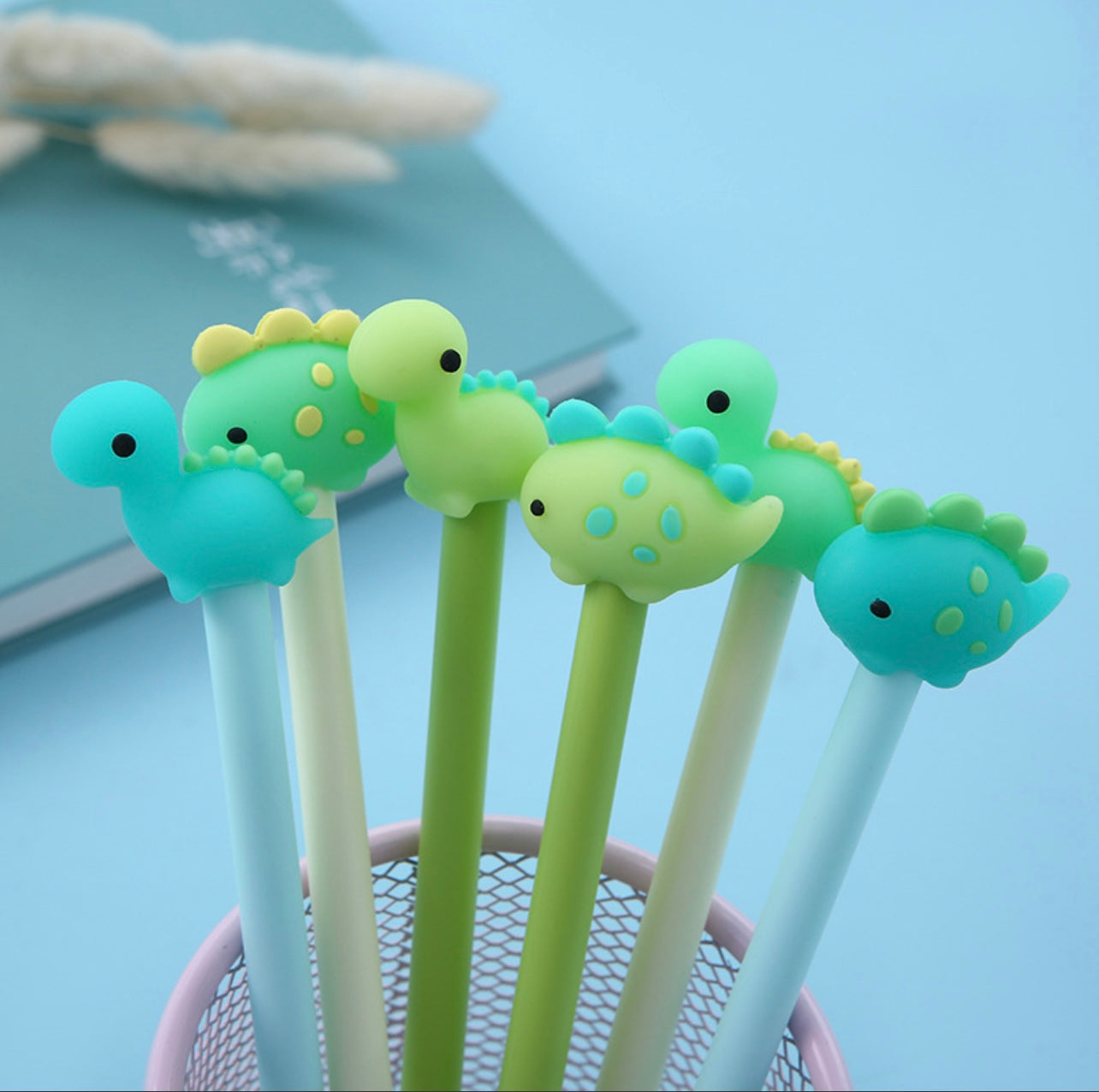 Baby dinosaur pen