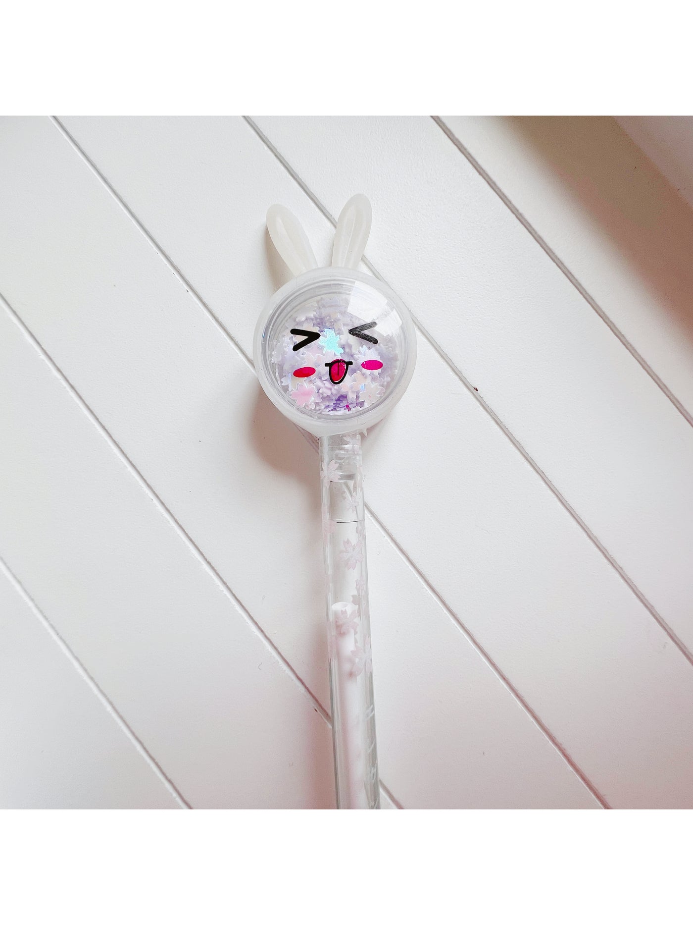 Bunny shimmering flakes pen - Milky Panda