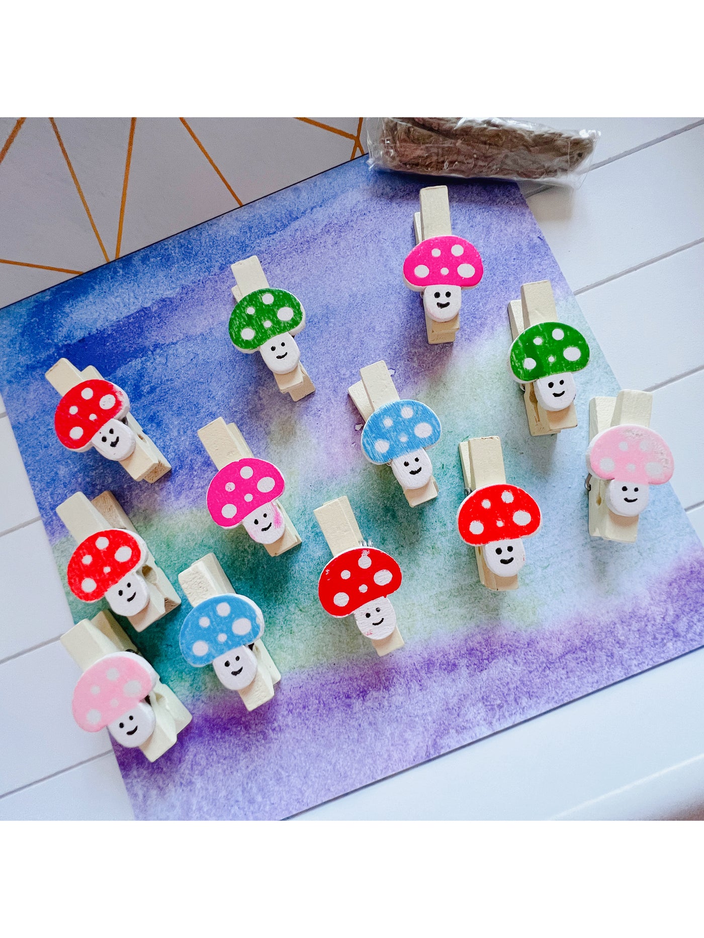 12 Pcs mushroom wooden pegs