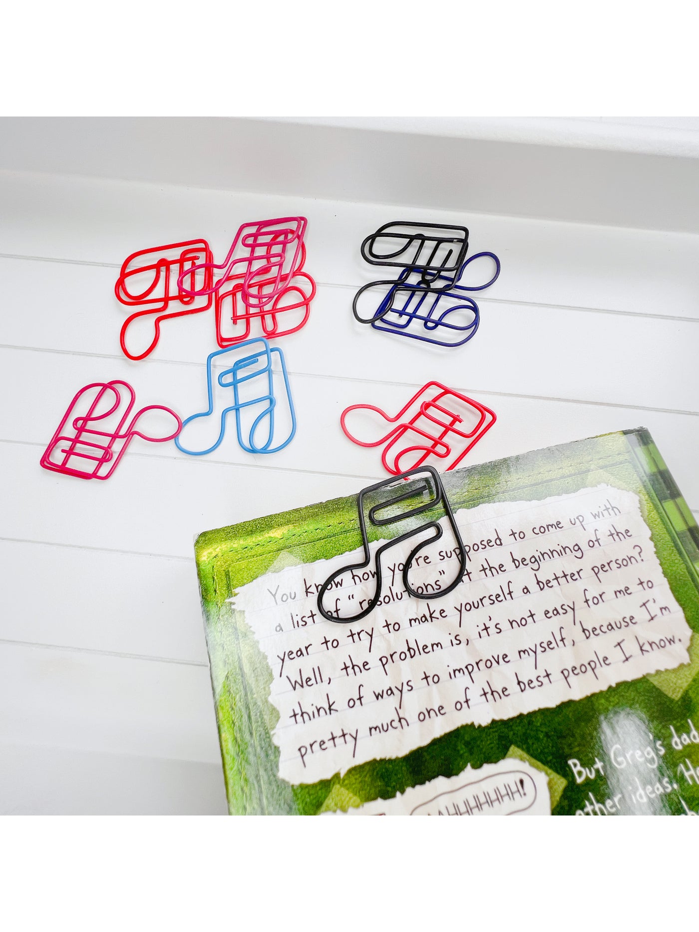 Musical notes paper clips - Milky Panda