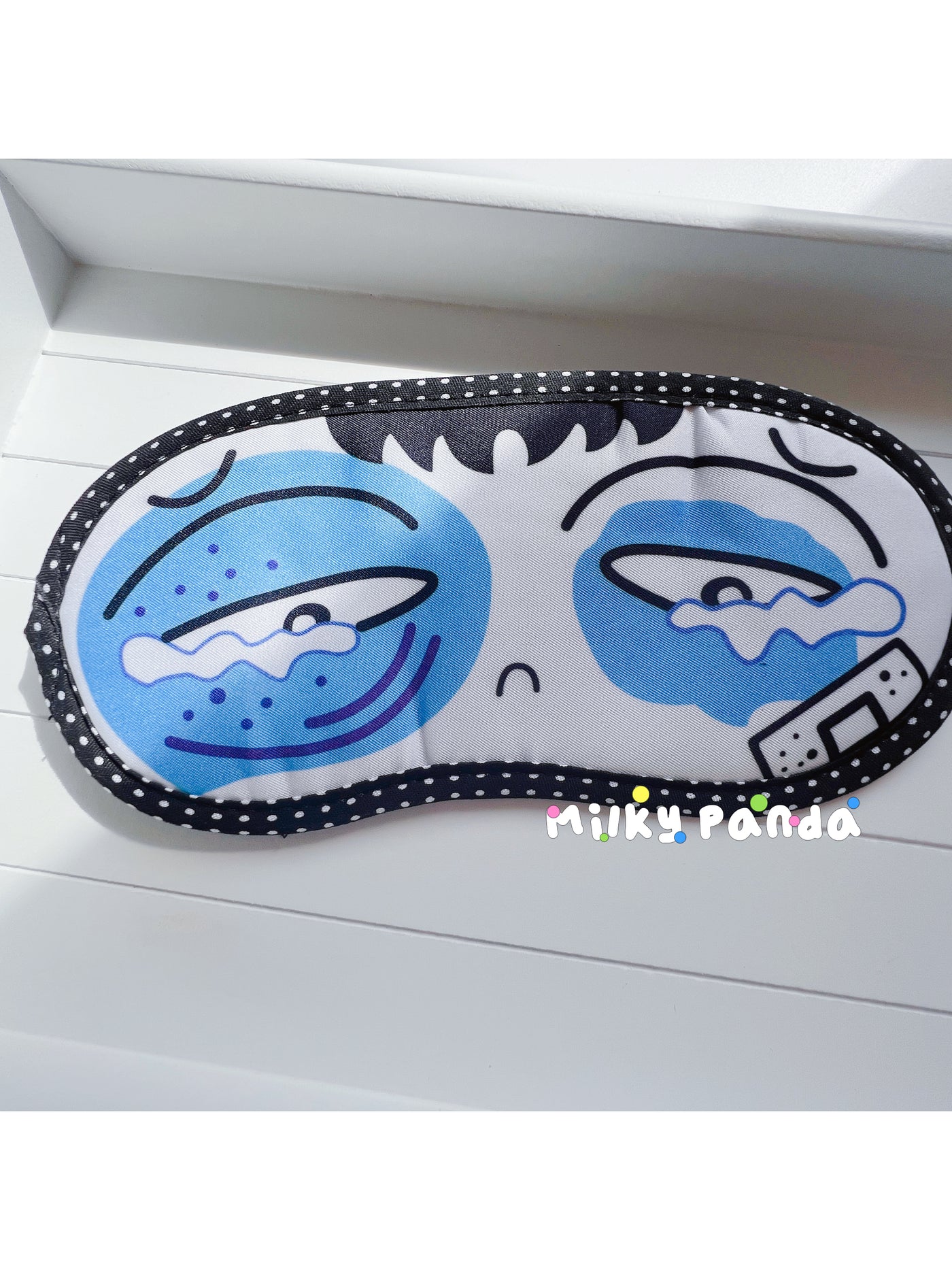 Crying face eye mask - Milky Panda